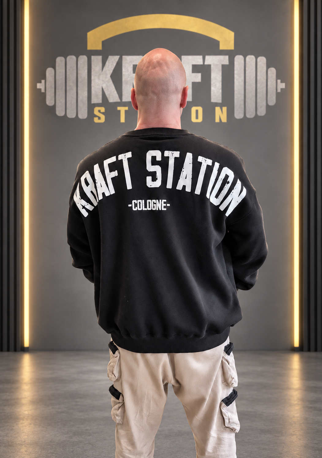 Kraft Station Cologne Oversize Sweatshirt – Schwarz