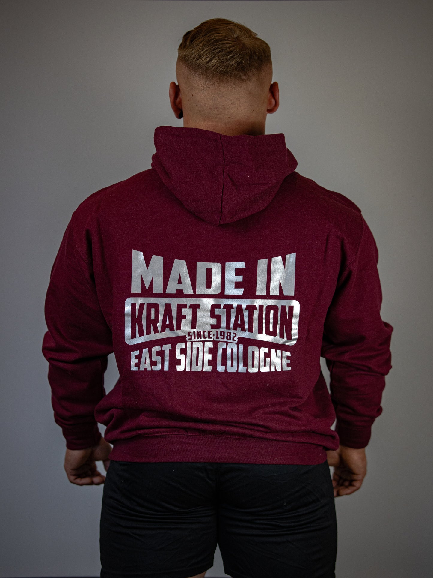 Kraft Station Hoodie Dunkelrot
